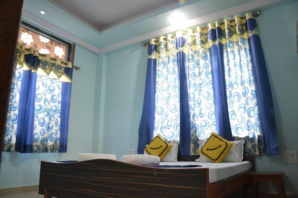 Anandam Palace Pushkar Værelse billede